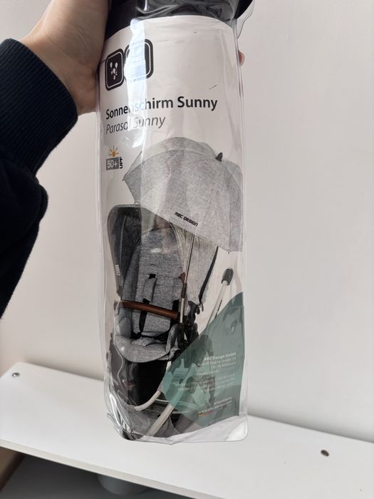 Нов чадър за количка