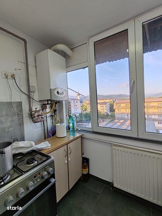 Apartament 3 camere, 71 mp, zona Hotvon