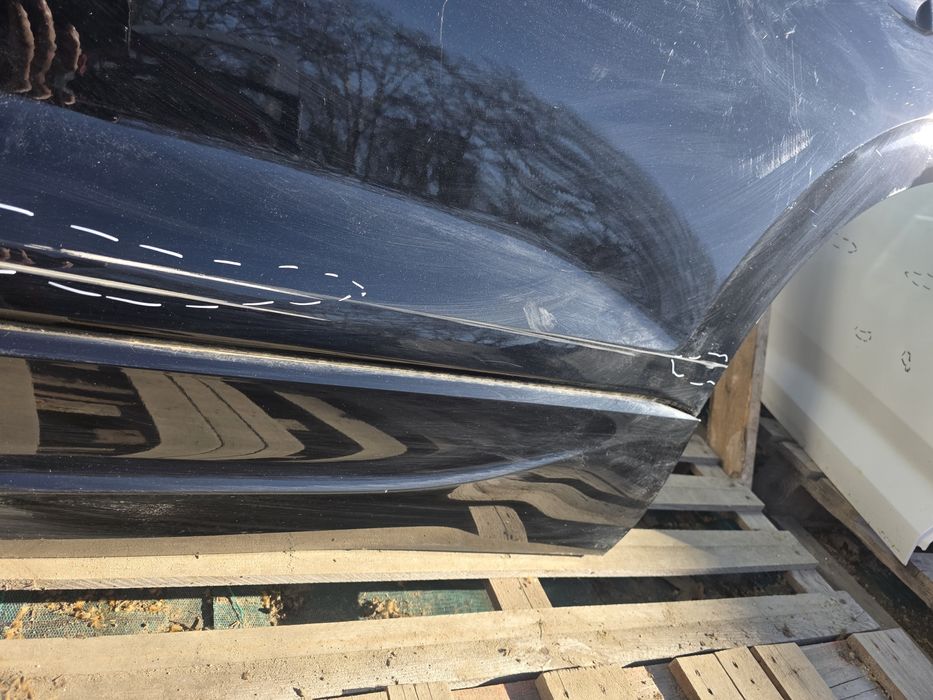 VW Touareg III 19- Задна лява врата