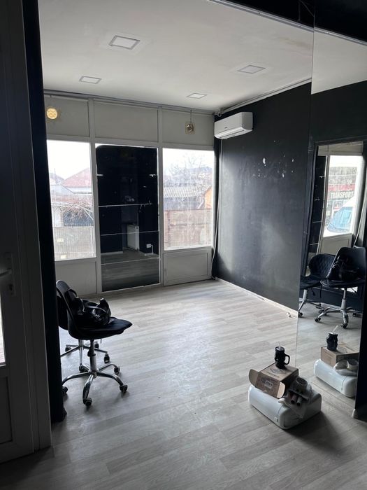 Inchiriez spatiu comercial Filiasi central