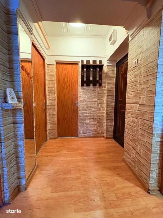 Apartament 3 camere – 41 mp – Petrisor