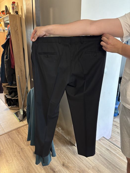 Мъжки официален костюм