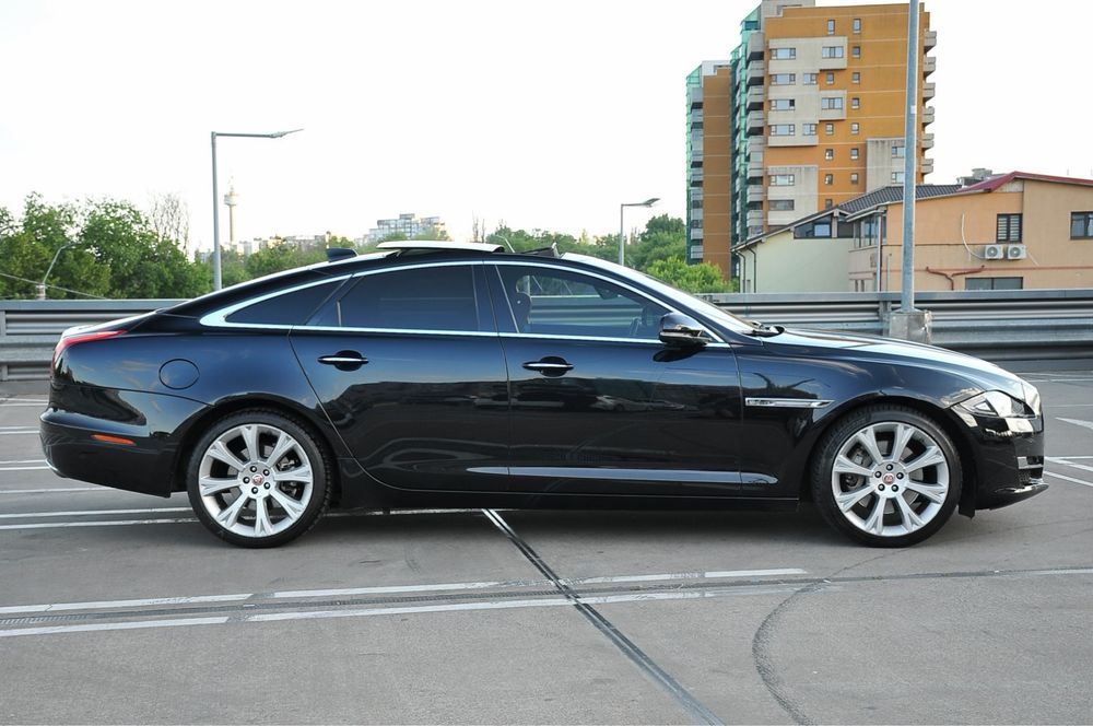 Jaguar XJ Long 2020 3.0d 300cp Autobiography Distronic+/Cam360"/Panorama/Masaj/Ventilatie/Meridian/SoftUsi Absolut FULL