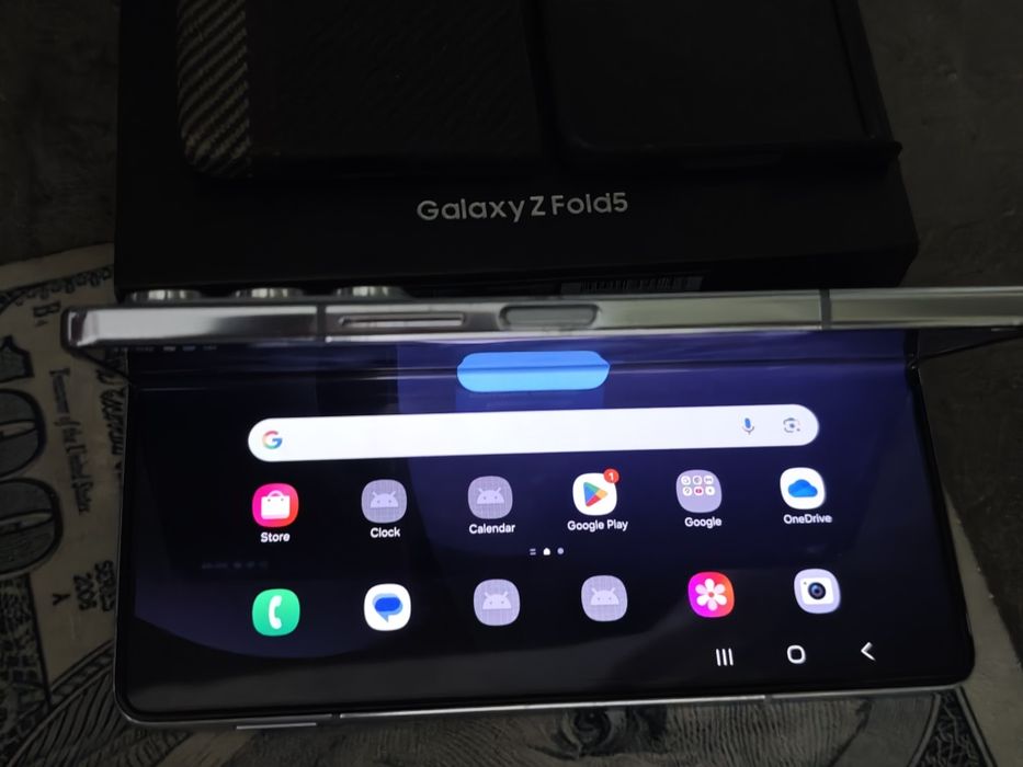 Z fold 5 12/256 gb
