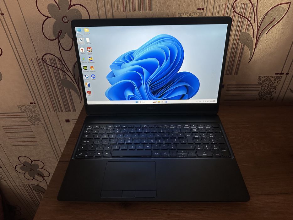 Dell Precision 7560 - intel Core i9-10885H/RAM 32Gb/SSD/Quadro T2000