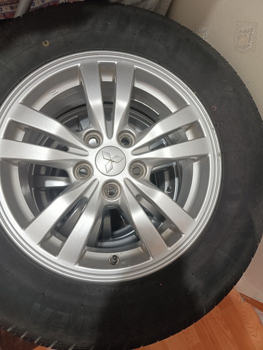 Продам шины летние