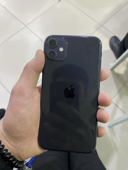 Айфон 11 128гб..