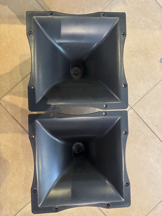 RCF ND 651 + кутии за тонколони