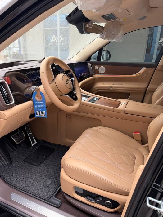 AITO M9 Ultra 2025yil. Srochna sotiladi