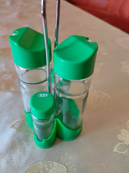 Оливерник, салфетки, покривка