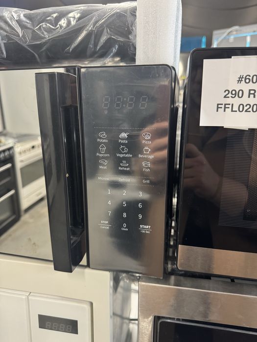 Cuptor cu microunde si grill Hisense H20MOBS4HG