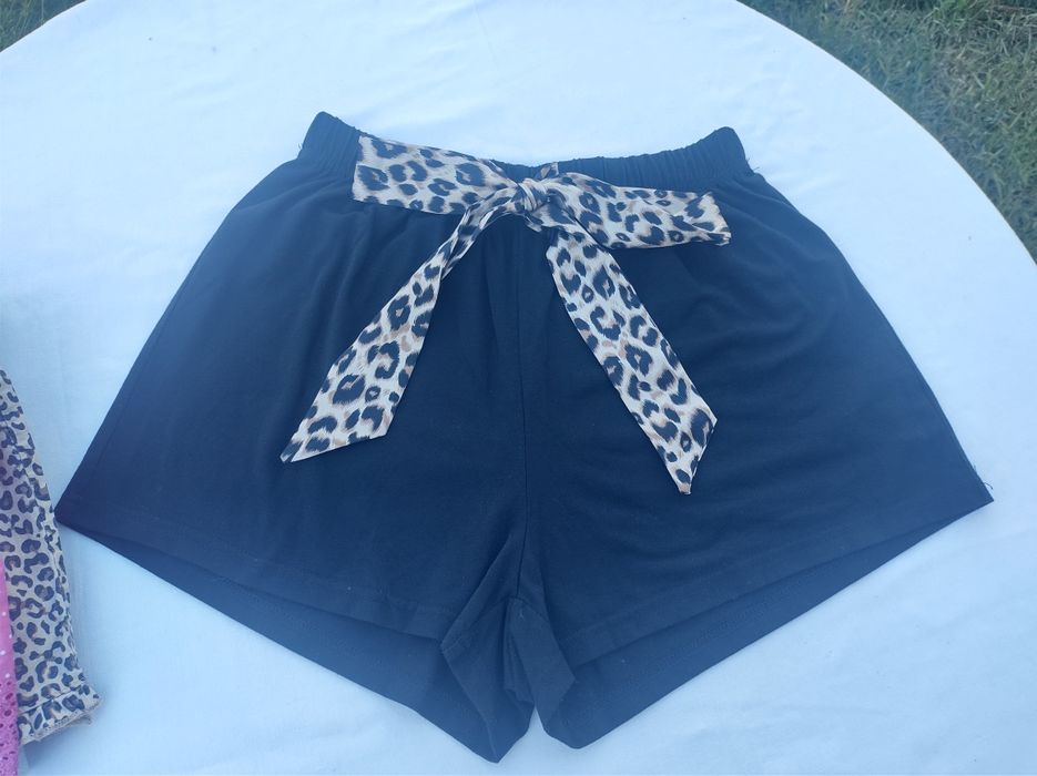 Lot pantaloni scurti bumbac dama fete