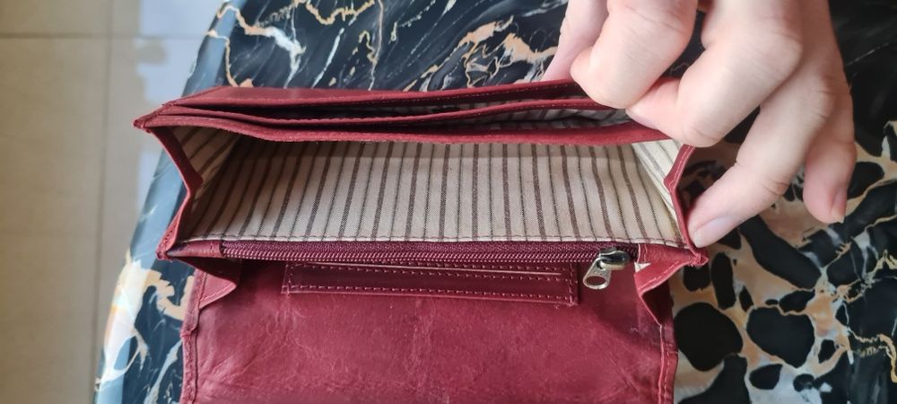 НОВО дамско портмоне 100% ЕСТЕСТВЕНА КОЖА