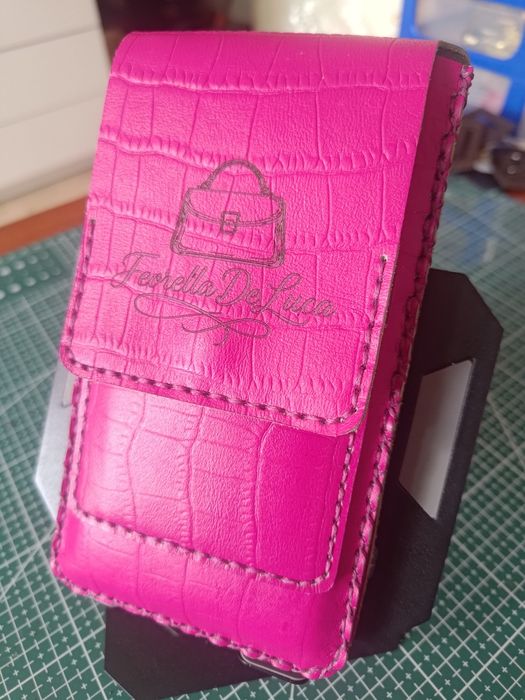 Женская сумка для телефона