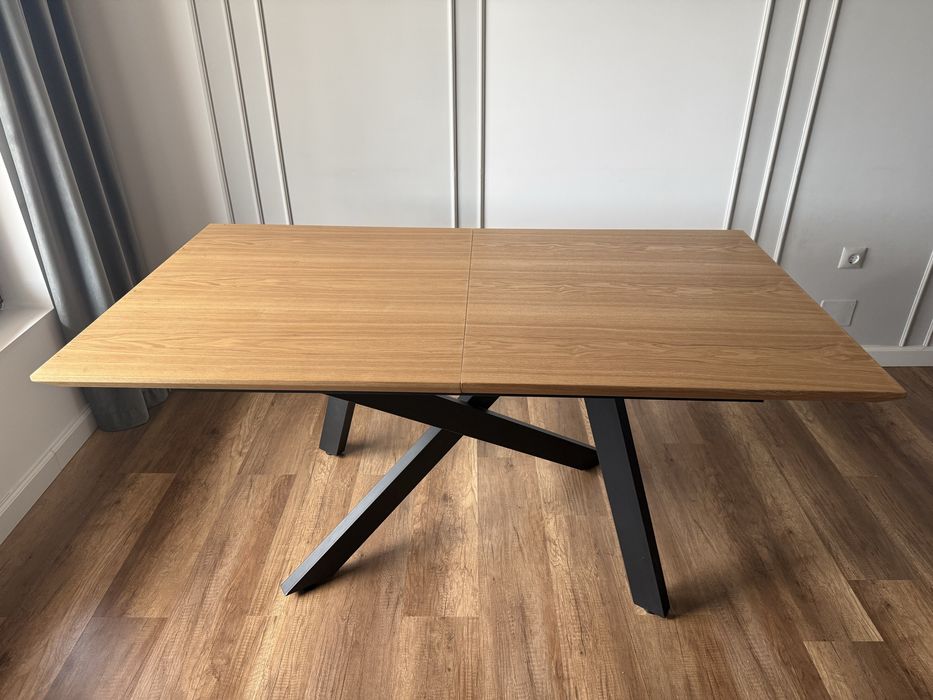 Masa dining extensibila