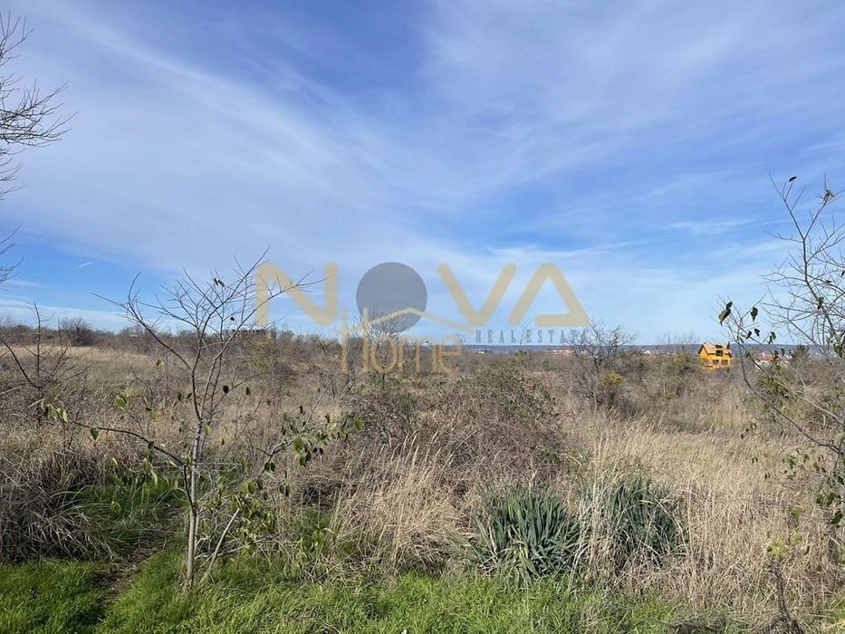 Продава се Парцел в Варна, Галата - 3000 кв.м за 62 €/кв.м - Снимка #1