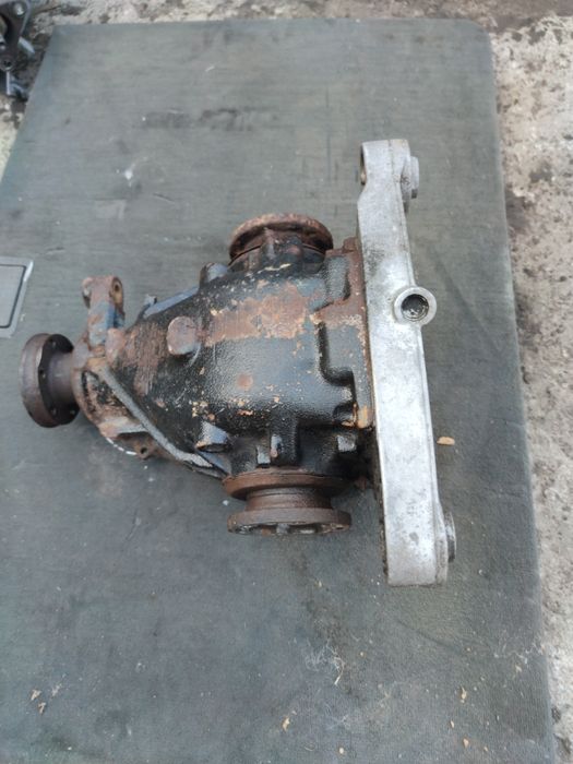 Редуктор на БМВ е39