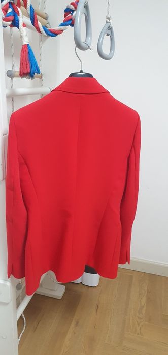 ZARA пиджак женский.