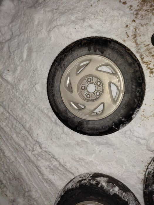 Продам диски тойота