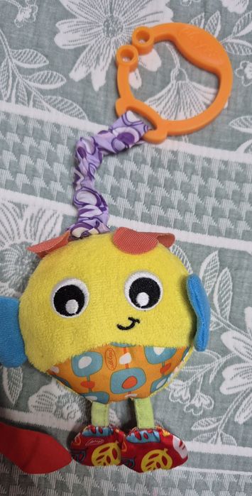 Игрушка мягкая на коляску