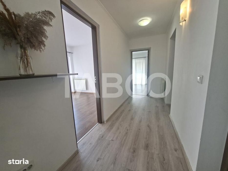 Apartament 3 camere de vanzare parter cu gradina balcon dressing