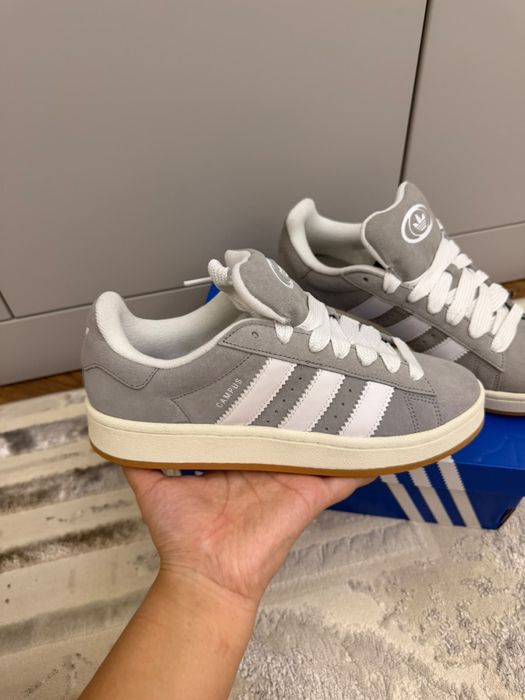 Продам кроссовки adidas campus