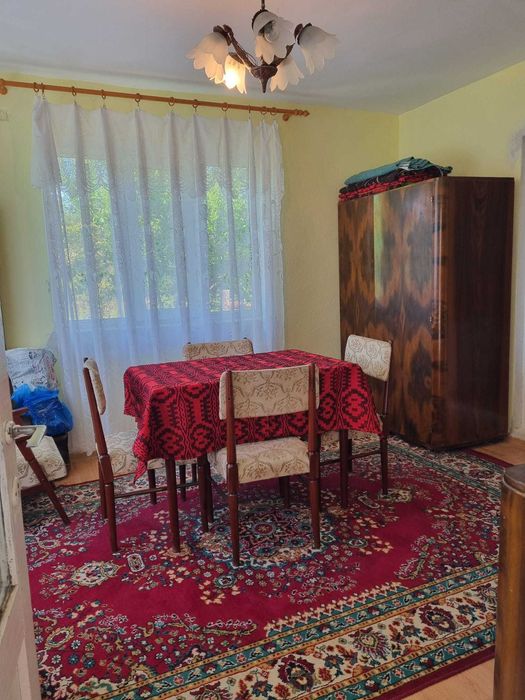 Vand casa plus teren de 25 ari