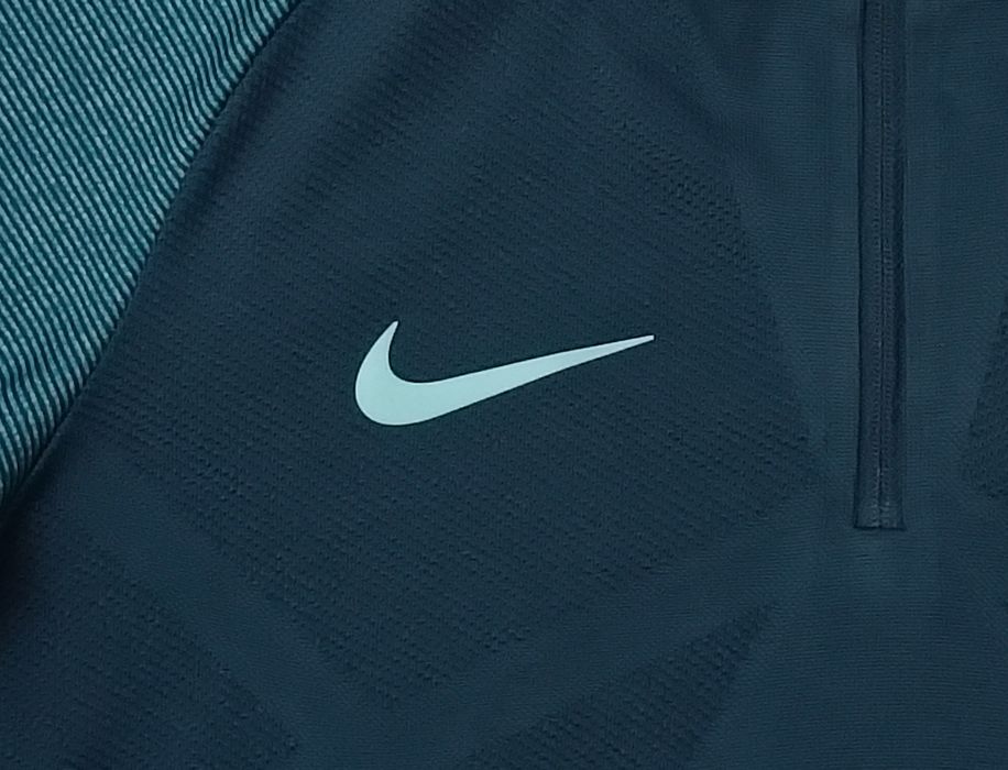 Nike DRI-FIT Aeroswift Top оригинално горнище ръст 147-158см Найк спорт горно горница