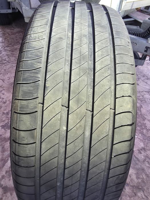 Vand o anvelopa vara michelin primacy 225/55/r18