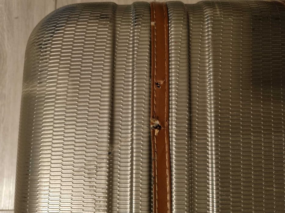 Куфар Estil среден размер