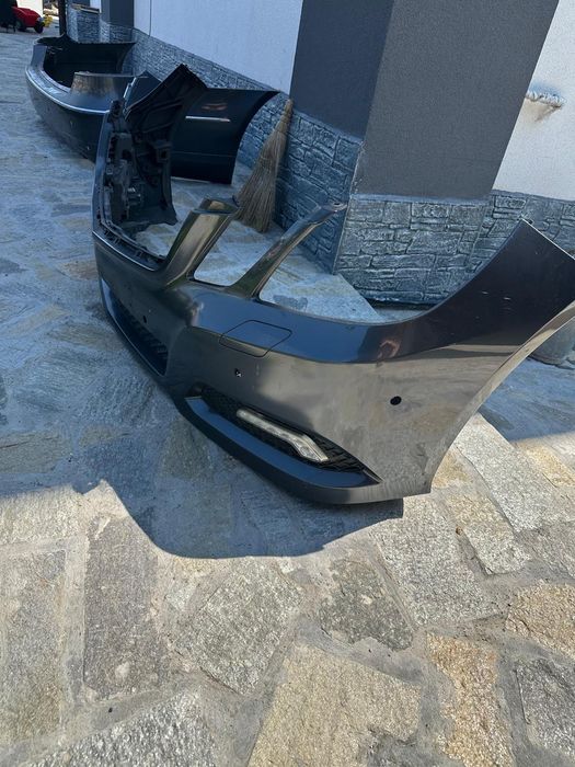 Комплект предна и задна броня с накрайници и прагове Мерседес W212 E350 CDI