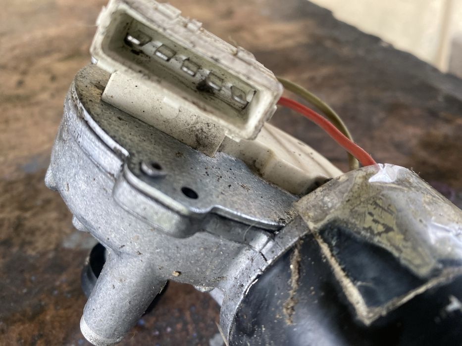 Моторче предни чистачки за пежо партнер ситроен берлинго