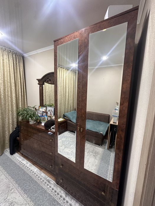 Продам срочно комплект