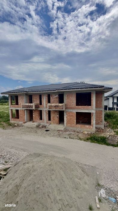 Casă În Duplex | Bujoreni-Olteni | Confort Si Intimitate