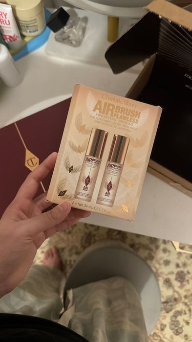 Фиксаторы от Charlotte Tilbury, набор