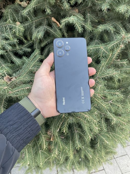Продам телефон Redmi 12 256