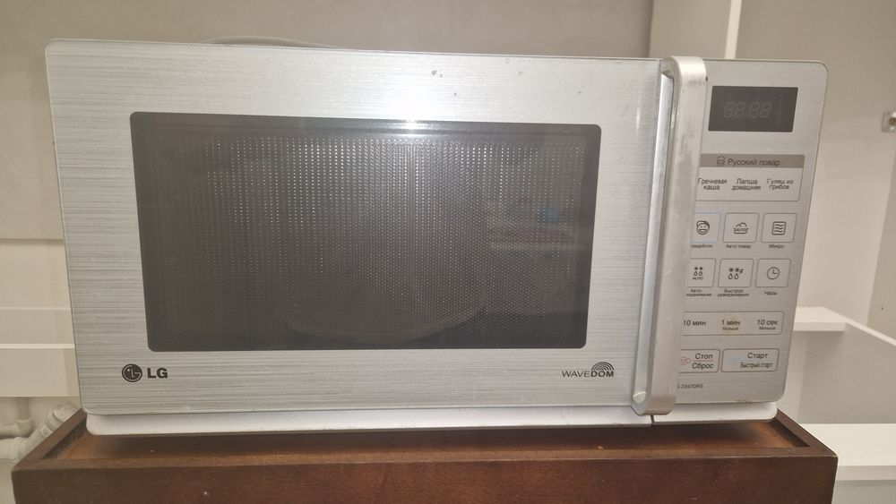 Продам микроволновку б/у