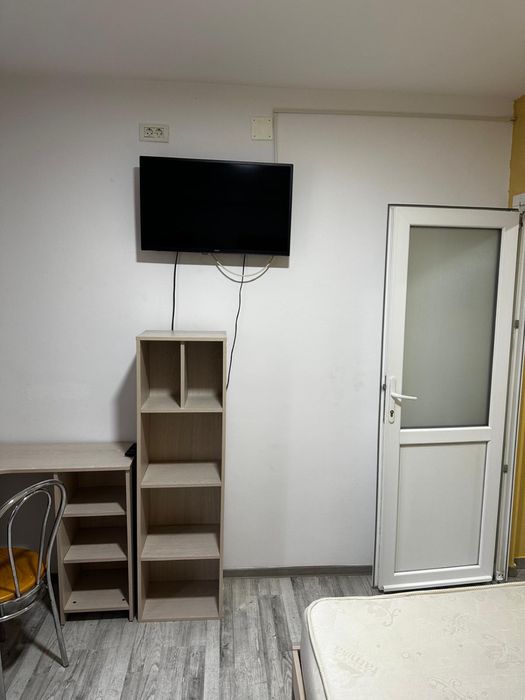 Inchiriez apartament o camera in Complex