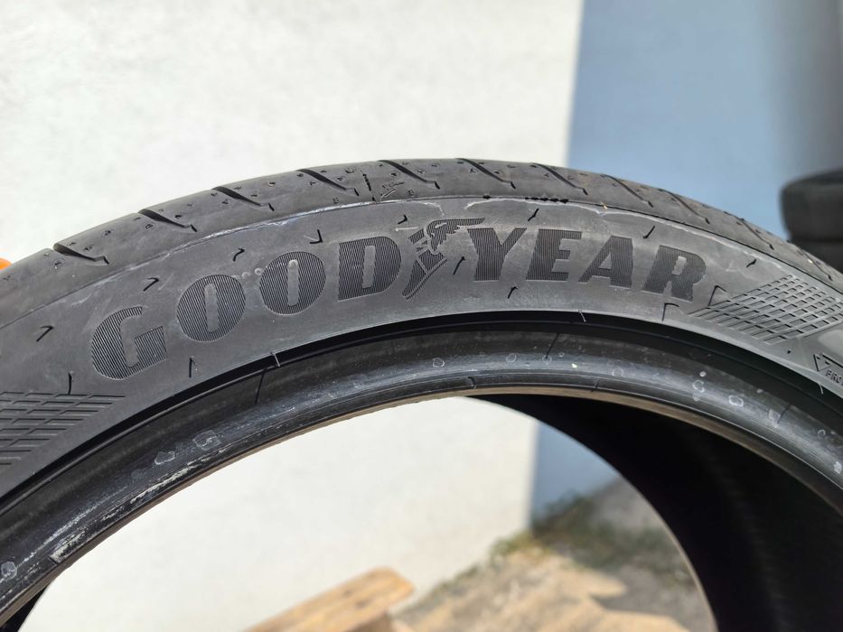 245/40/19 Гудиър ДОТ 2023 г - Само 1 брой гума