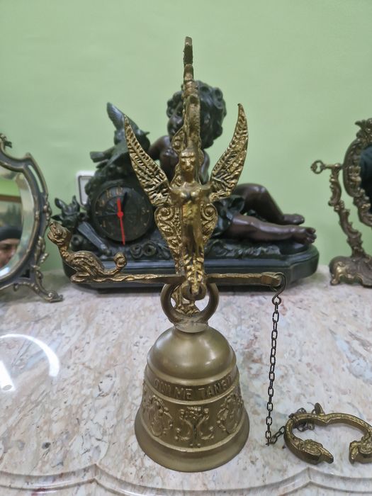 Чудесна антикварна белгийска бронзова камбана