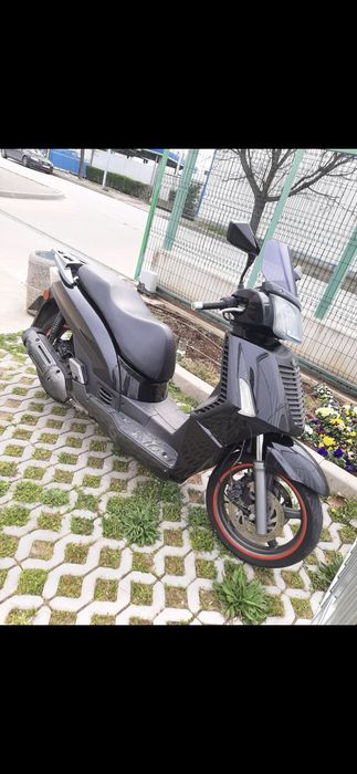 Kymco People S 300i