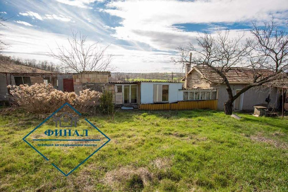 Продава се Къща в с. Мадара, Област Шумен - 70 кв.м за 474 €/кв.м - Снимка #4