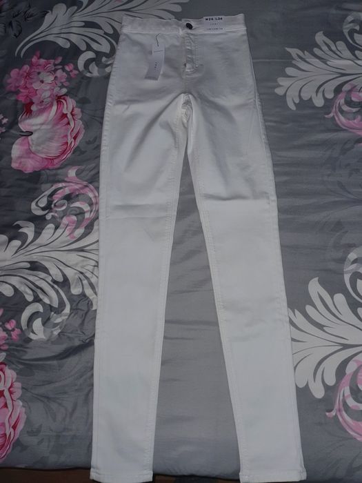Pantaloni albi dama