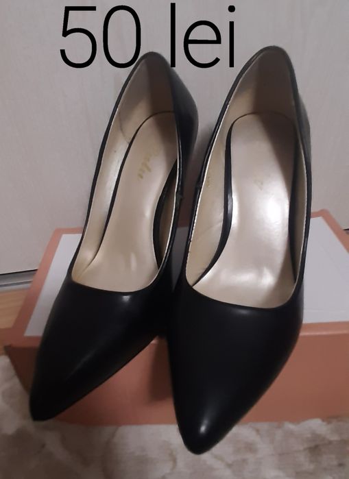 Pantofi cu toc diferite modele si culori