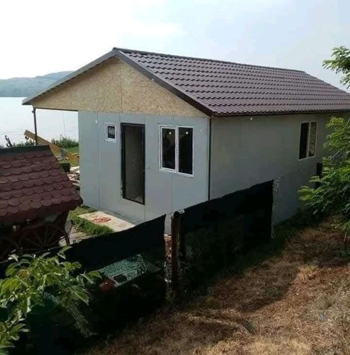 Casute / bucătărie/foisoare / spatii pentru depozitare