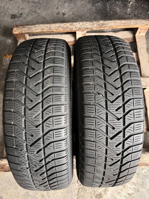 2 anvelope iarna 185/65/15 , Pirelli . DOT 2022 , 5.8 mm