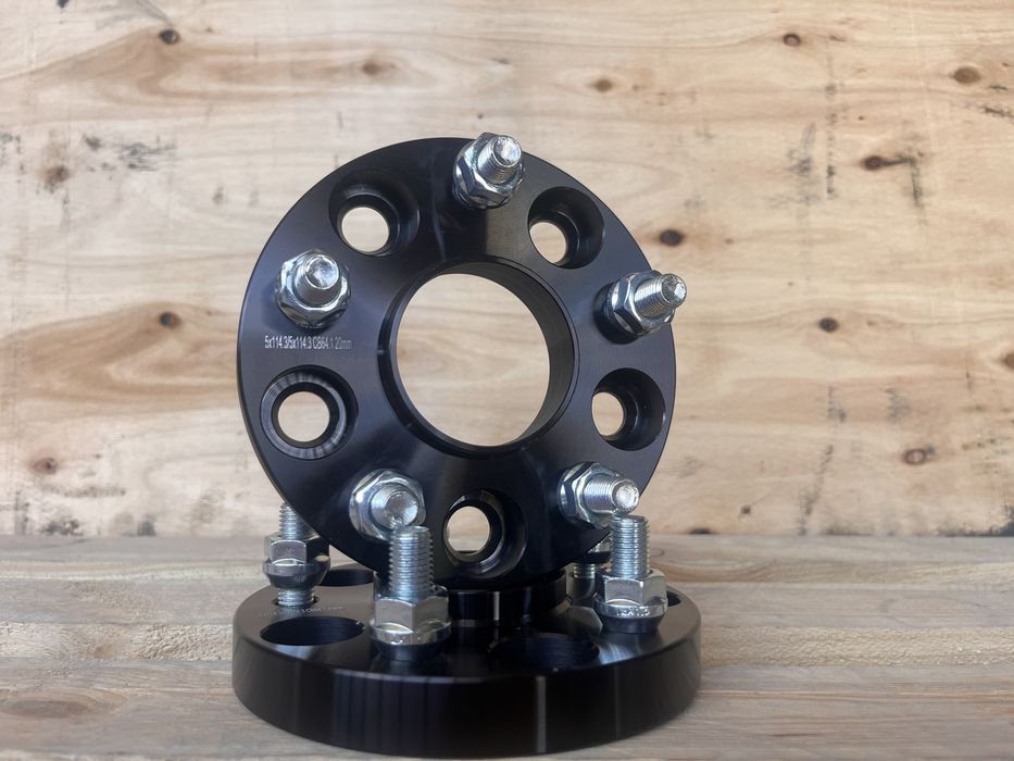 Фланци за Хонда 20mm 64.1 5x114.3 Flanci Honda CRV Civic Accord