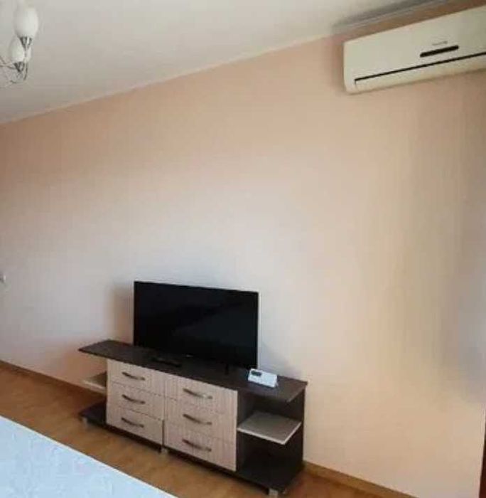 Дава се под наем Едностаен апартамент в Пловдив, Гагарин - 45 кв.м за 158.1 € - Снимка #2