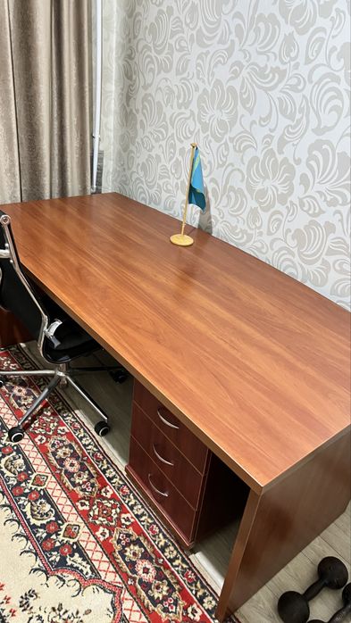 Продам стол со стулом!