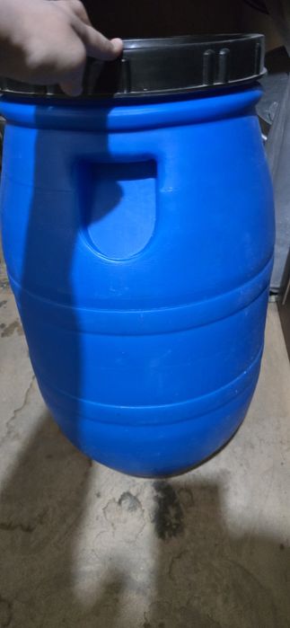 Пластиковая бочка